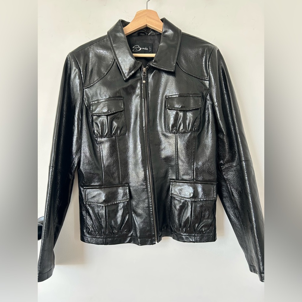 VINTAGE BLACK PATENT LEATHER JACKET SIZE L